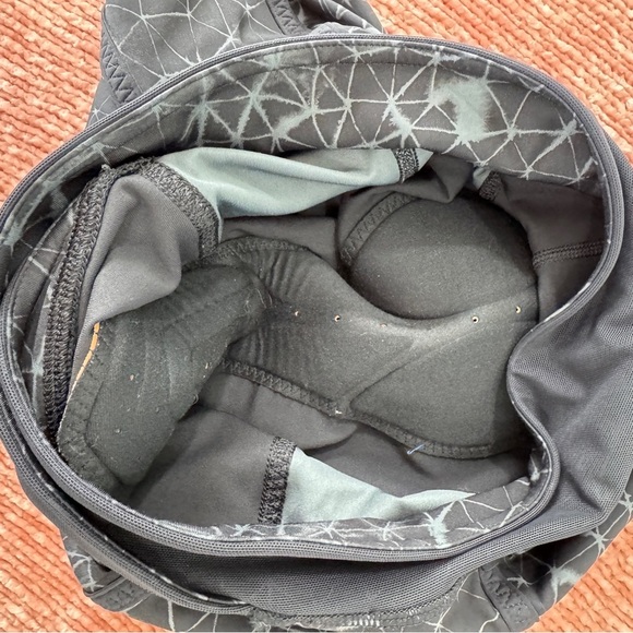 Lululemon Pedal Pace 6.5” Cycling Shorts - Picture 4 of 6